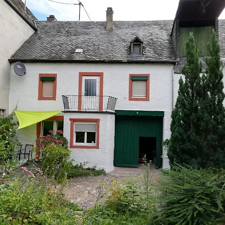 Weingut Steffen Erben アパート *